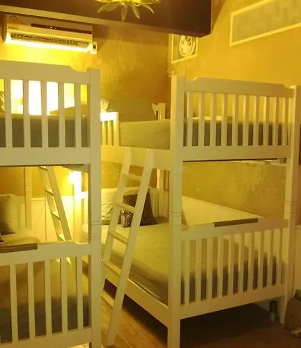 Hostel Pridi *
